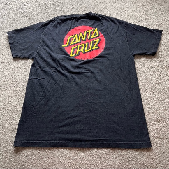 SANTA CRUZ MENS TSHIRT! ✨ - Picture 4 of 4